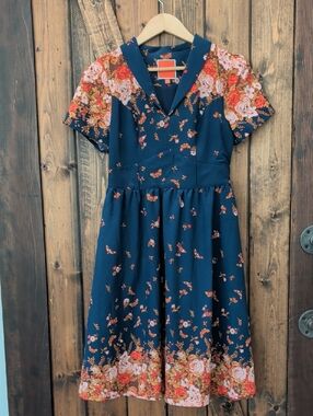 Modcloth Navy Floral Fit and Flare Dress with Pink and Red Blooms Fall Size M
